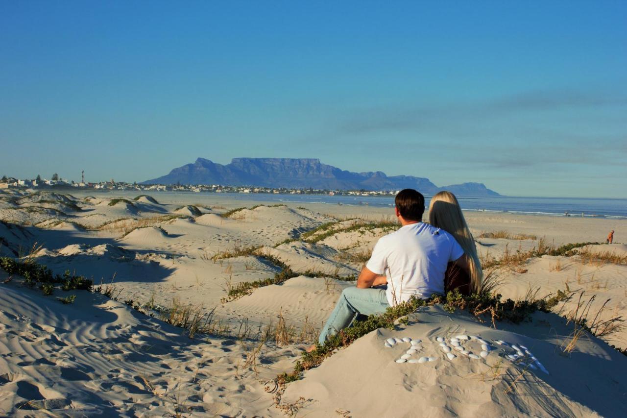 14 Penguin Place, Melkbosstrand Luaran gambar