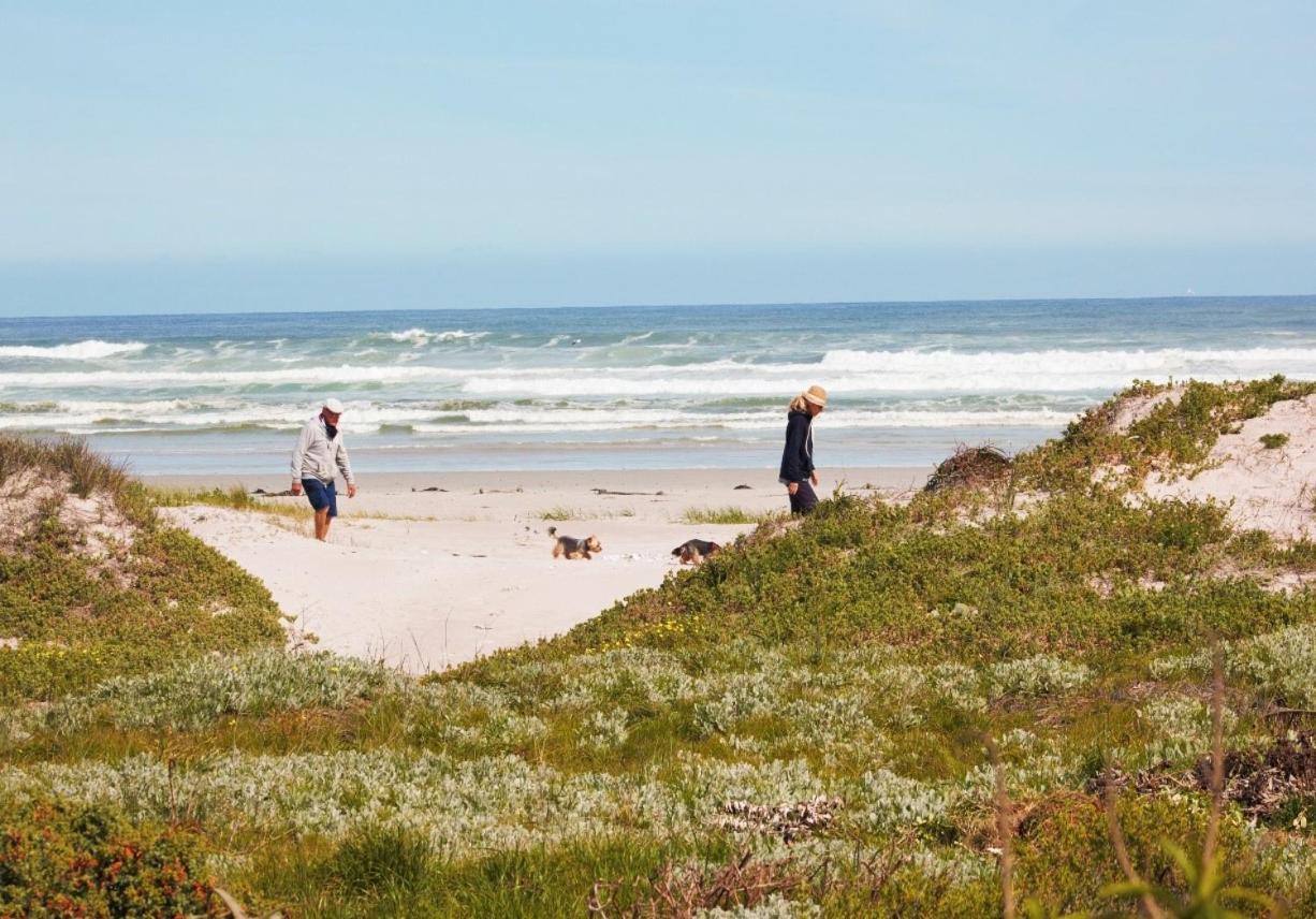 14 Penguin Place, Melkbosstrand Luaran gambar