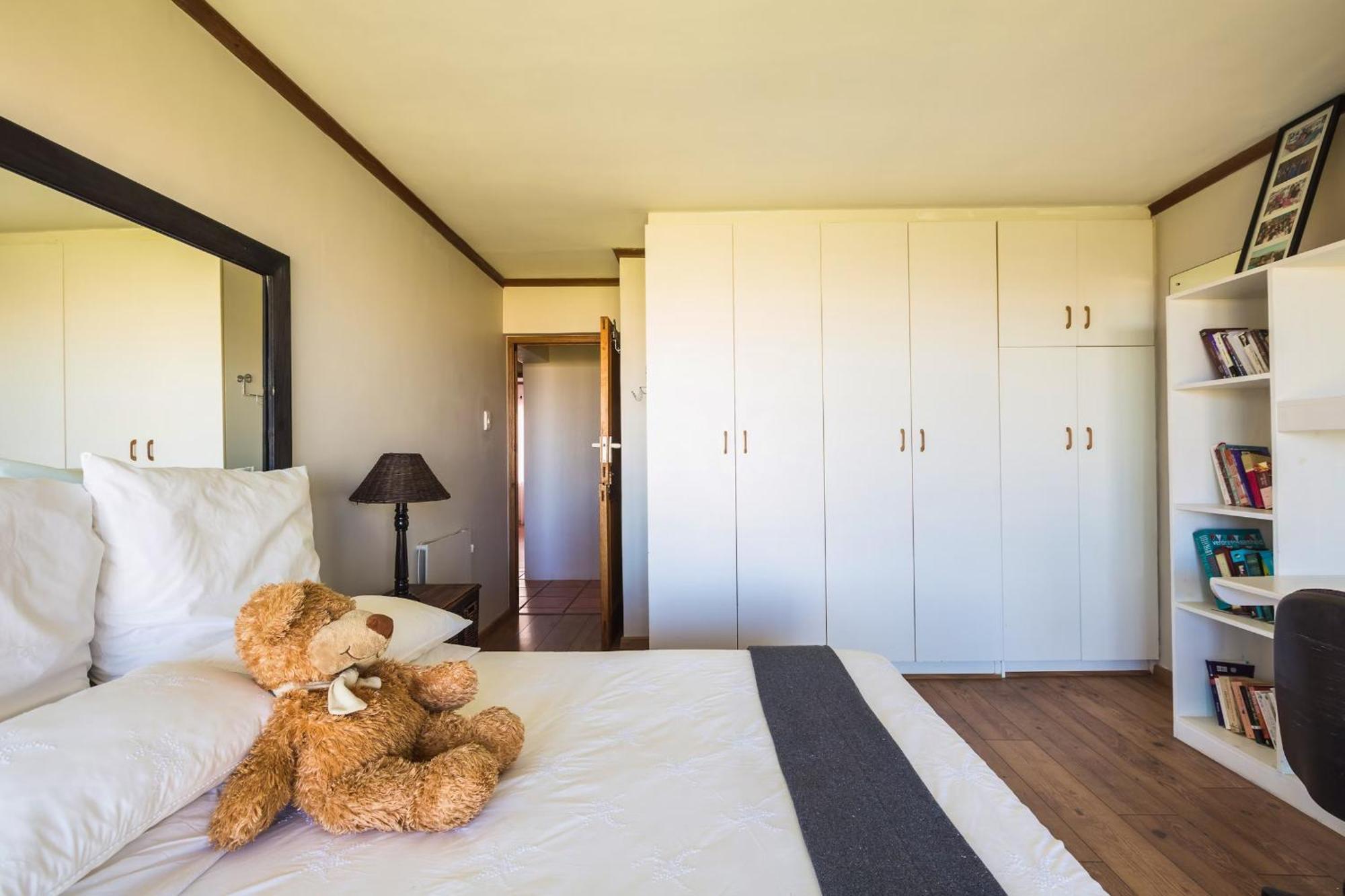 14 Penguin Place, Melkbosstrand Bilik gambar