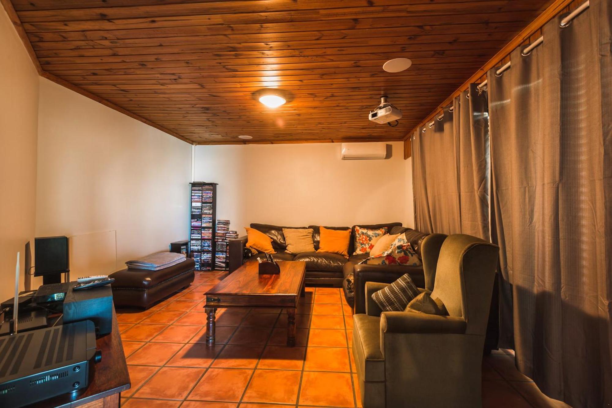 14 Penguin Place, Melkbosstrand Bilik gambar